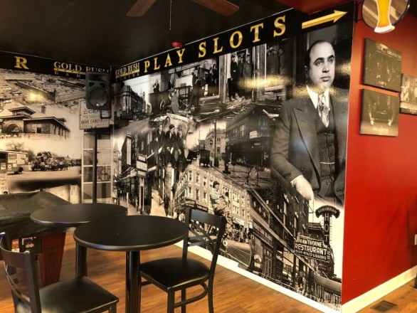 SignCo Chicago Wall and Window Murals/Graphics